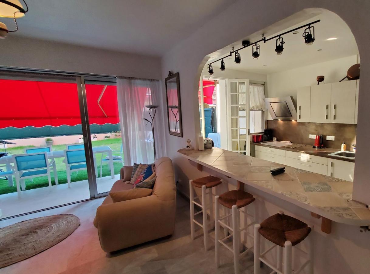 Superbe Rez De Jardin Dans Residence Au Calme Nisa Exterior foto